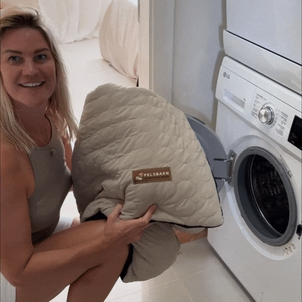 DURABLE & EASY TO CLEAN